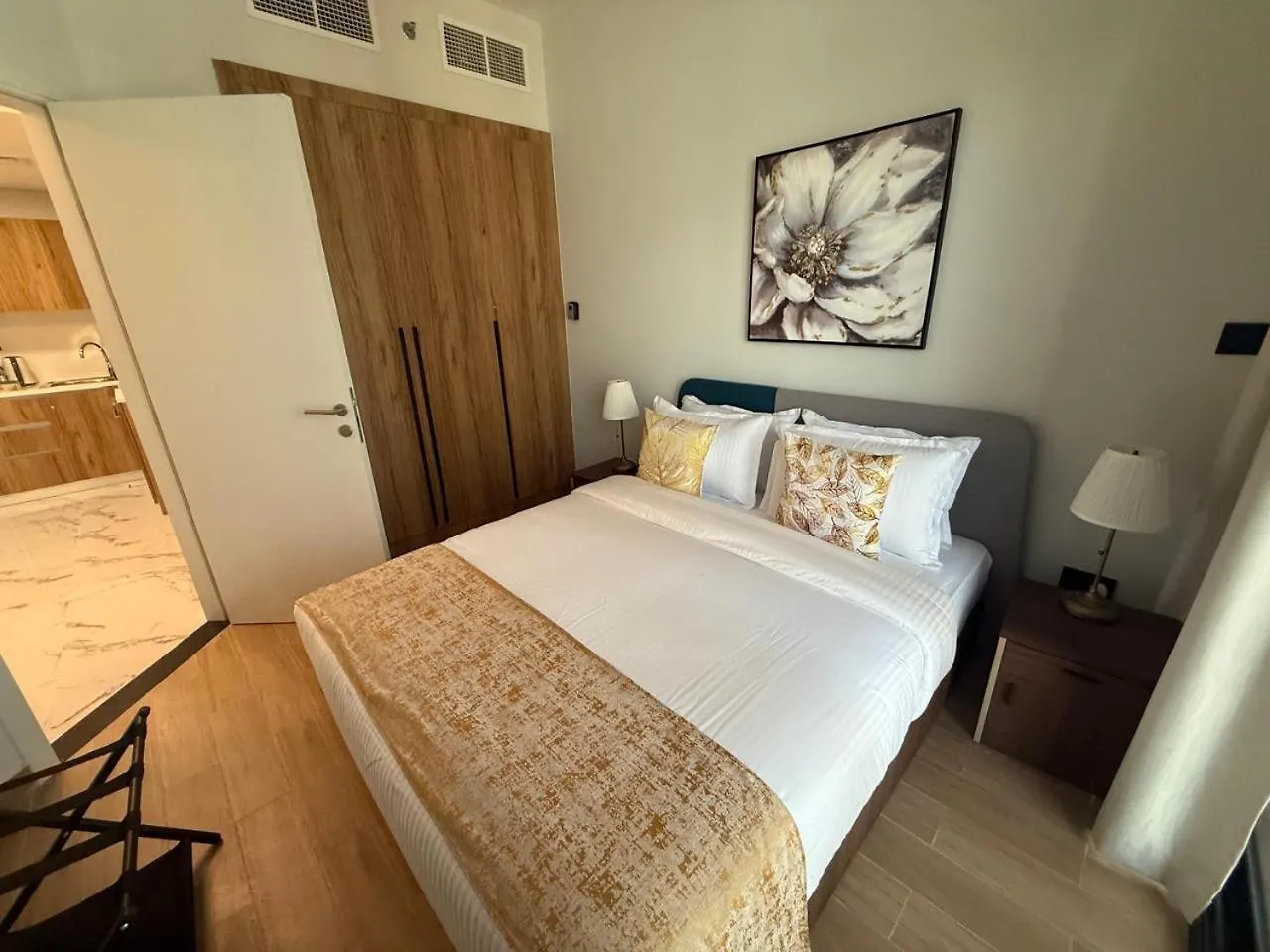 kontakty 1 Bedroom In Maryah Island By Central Stay 1 Min To Cleveland, Galleria Mall And Adgm